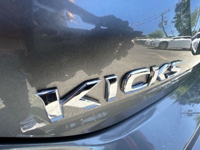 2023 Nissan Kicks SR Xtronic CVT